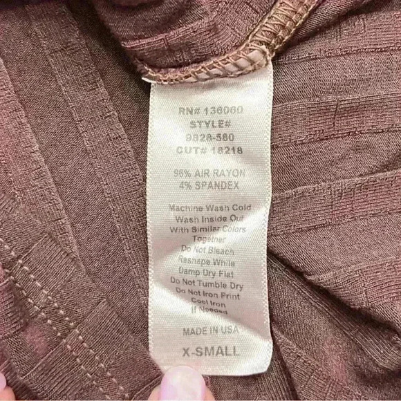 Project Social T Cya Later Top in Rich Mocha, Size XS - Picture 8 of 8